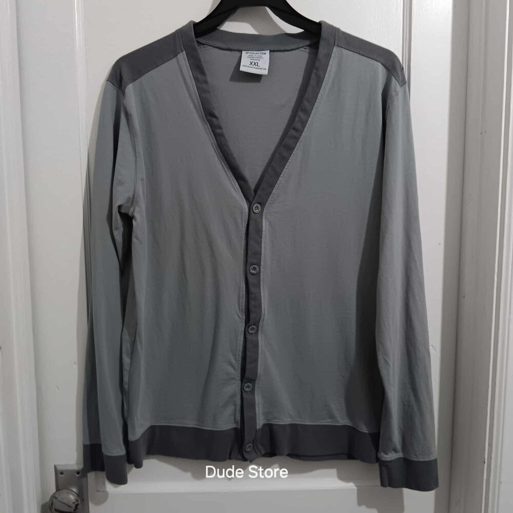 SP Collection Lightweight Sweater - Gray on Gray - 5-Buttons - Size: XXL
